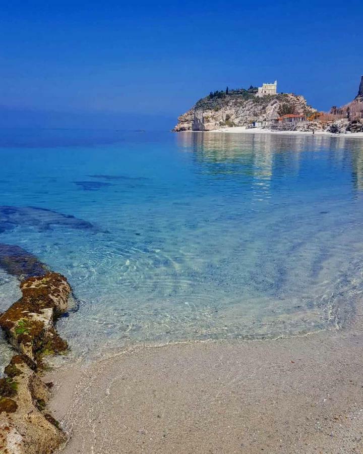 My Little House - Appartamento Con Patio E Parcheggio Privato A 5 Minuti Dalla Spiaggia E Dal Centro Tropea Exterior photo